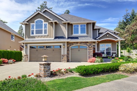 How to Remove Mold, Mildew, and Algae from Your Home Exterior