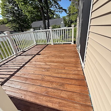 Bringing-Wood-Back-to-Life-Deck-Staining-Success-in-Smiths-Creek-MI 2
