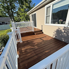 Bringing-Wood-Back-to-Life-Deck-Staining-Success-in-Smiths-Creek-MI 3