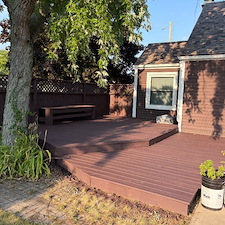 Ultimate-Exterior-Wash-Revives-Lake-White-Deck-with-Deep-Clean-and-Rich-Stain 1